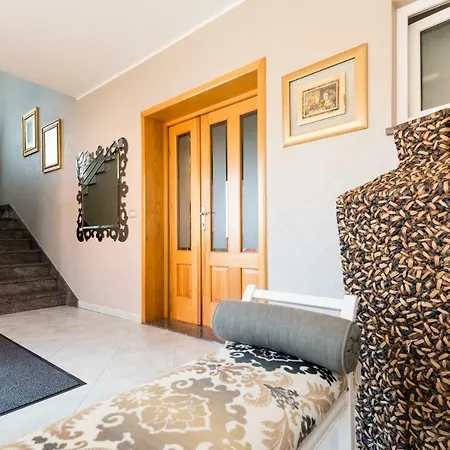 Apartman Dragica Apartment *